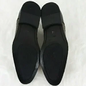 Amali. | Shoes | Amali Gold And Black Oxfords With Modern 